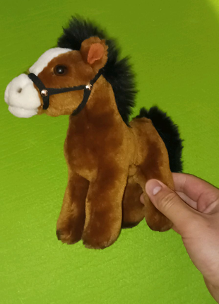 Конь Leosco