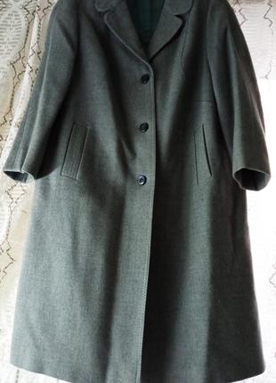Сіре, жіноче пальто на гудзиках, з кишенями, вільного крою