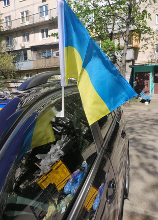 Автофлаг. Автомобильный флаг Украины. Прапор на автомобіль. Киев.