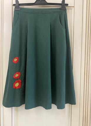 Спідниця/ юбка льняная натуральная с вышивкой зелёного цвета