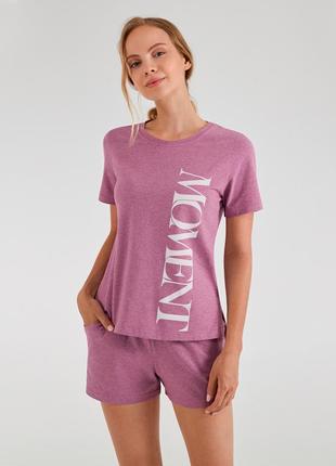 Жіноча бавовняна піжама футболка і шорти рожевого кольору elle...