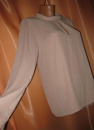 Нарядная шикарная легкая шифоновая блуза с вырезами 38р., sele...