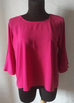 Ярко-розовая блузка с рукавами воланами, размер 18