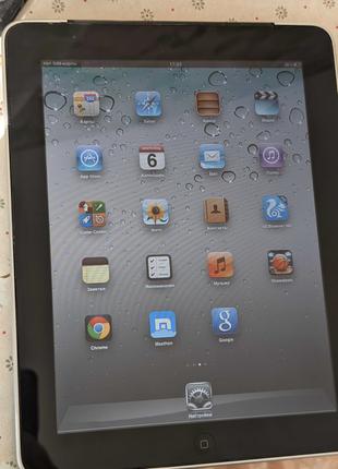 Apple iPad 16Gb WI-FI Black с зарядным кабелем
