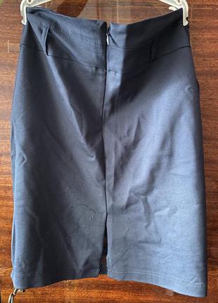 Темно-синяя юбка миди классическая с ажурными низом xs s