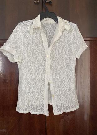 Белая кружевная блуза с подкладкой и воротником