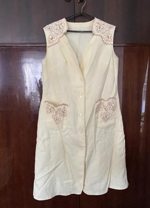 Ленне натуральне плаття-халат з вишивкою