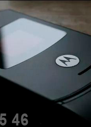 Легенда! Телефон Motorola Razr v3 Black (новый оригинал)