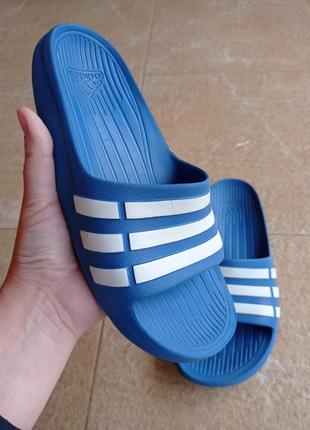 Оригінальні шльопанці adidas