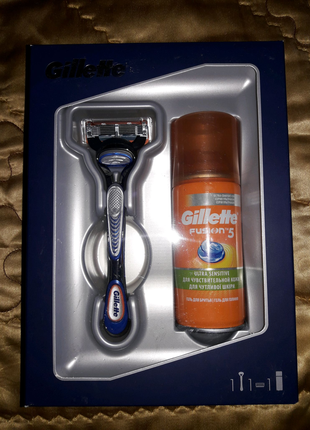 "Gillette "подарочный набор