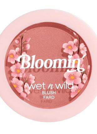 Натуральные румяна wet n wild bloomin flower powder blush.