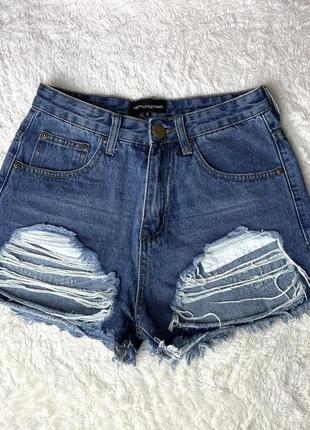 Короткі джинсові рвані шорти prettylittlething 36