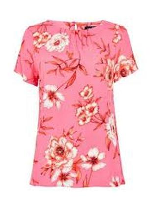 Яскрава стильна рожева блуза в квіти на високий зріст wallis