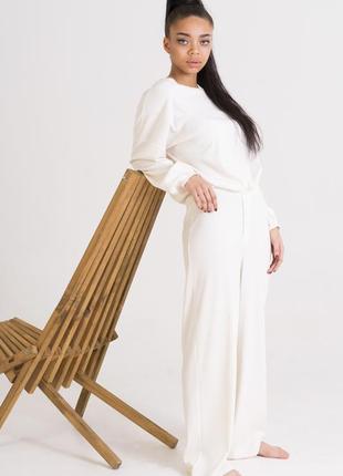 Костюм зі штанами — палацо молочний жіночий