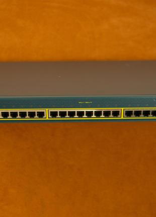 Комутатор Cisco Catalyst 2950 (WS-C2950-24)