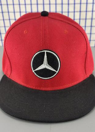 Кепка Snapback Mercedes красная