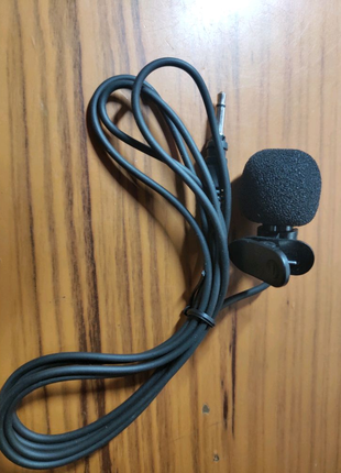 Микрофон -петличка со штекером 3.5мм
