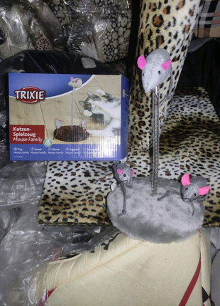 Trixie Игрушка для кошек Мышиная семейка на пружине 30 см мышка