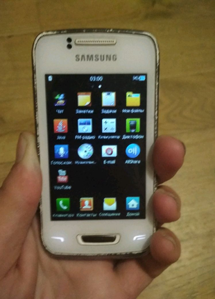 Телефон Samsung GT-S5380 смартфон