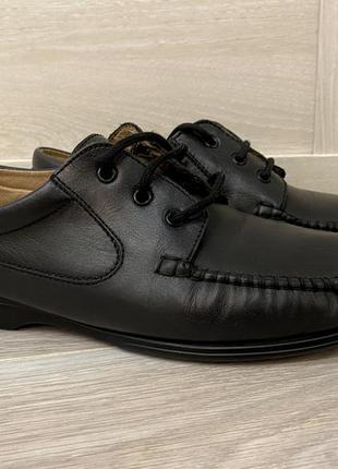 Кожаные туфли мокасины vera gomma на шнурках italy