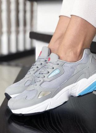 👟кросівки жіночі adidas falcon сірі з білим👟