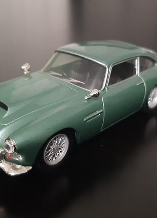 Aston Martin DB4 Coupe. Суперкари. 1:43