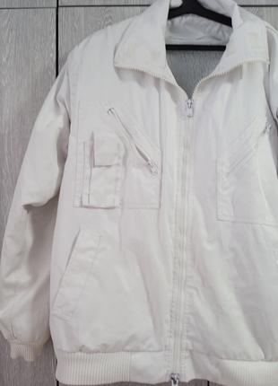 Куртка белая мужская  с теплой подстежкой
