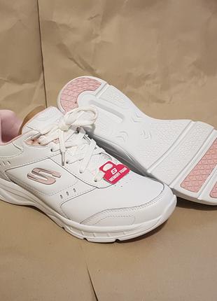 Кожаные женские кроссовки Skechers с Memory Foam 9US 40EU 26см