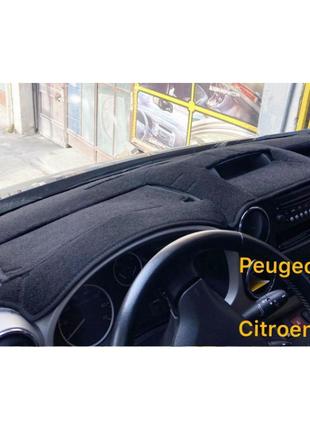 Накидка на панель Peugeot Partner 2015+