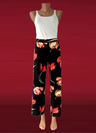 Яскраві, стильні укорочені брюки george з тюльпанами. розмір ...