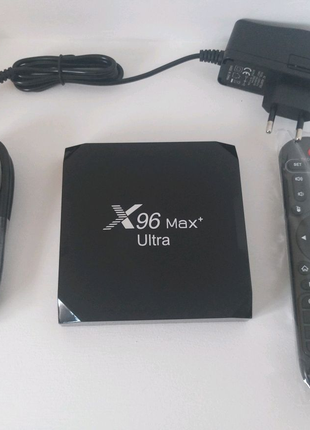 Смарт ТВ приставка Х96 max+ Ultra 4/32 Новинка 2022