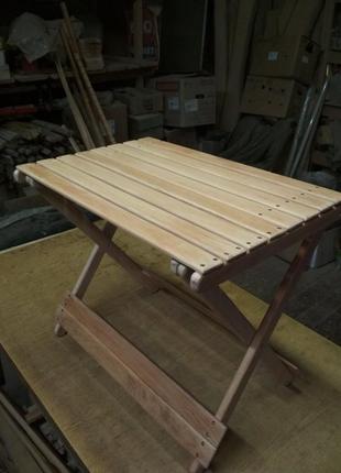 Раскладной деревянный столик