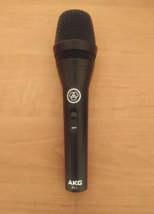 Мікрофон AKG P5s.