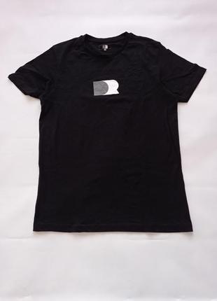 Чёрная футболка l размер.