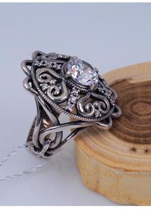 Кольцо серебряное с цирконием 925 пробы арт. 02616