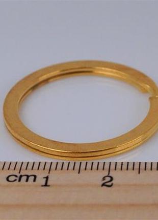 Кольцо металлическое, золотого цвета (для брелка/ключей).
