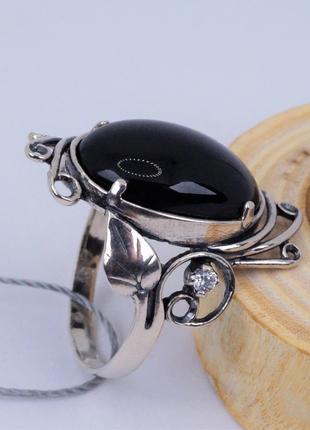 Кольцо серебряное с ониксом и фианитами 925 пробы арт. 00862