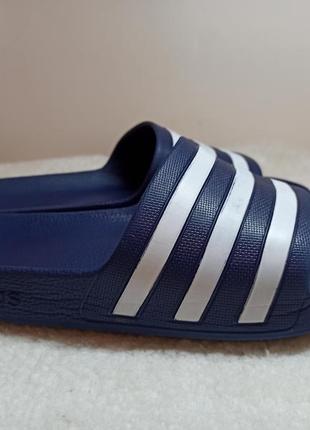 Сланці шльопанці adidas duramo