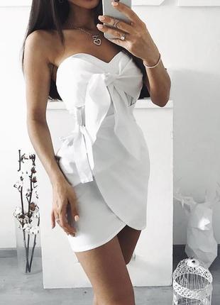 Біла сукня boohoo
