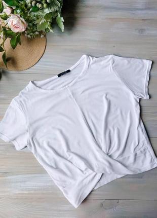 Біла футболка топ укорочена футболка
