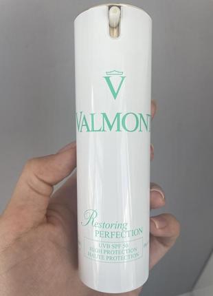 Защитный крем для лица valmont spf50
