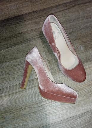 Туфли женские / велюровые туфли / розовые туфли