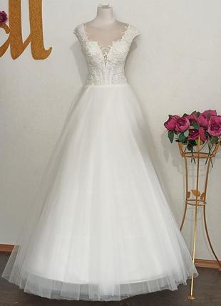 Весільна сукня, нова, спідниця з фатину, а-силует, молочна, с.