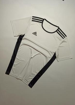 Футболка adidas climalite.