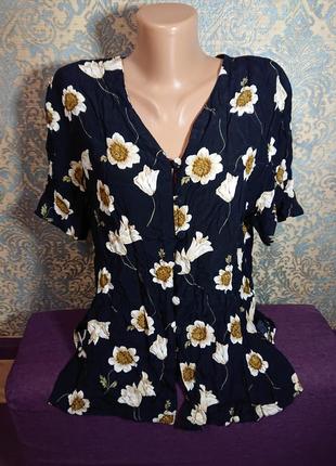 Женская блуза в цветы блузка футболка размер 46/48/50