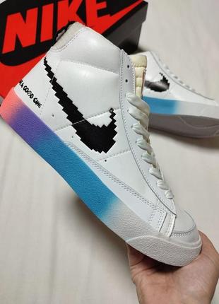 Женские кроссовки nike blazer голографическая нашивка на язычке