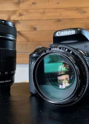СРОЧНО! ХОРОШИЙ НОВЫЙ Зеркальный фотоаппарат Canon EOS 600D