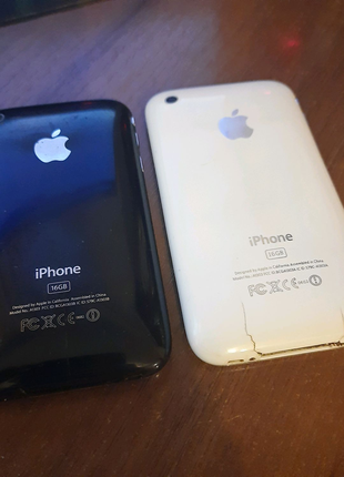 IPhone 3GS 16GB белый и черный