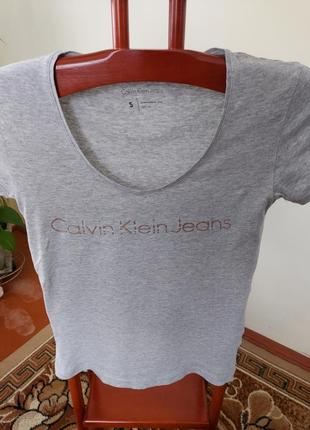 Футболка calvin klein jeans