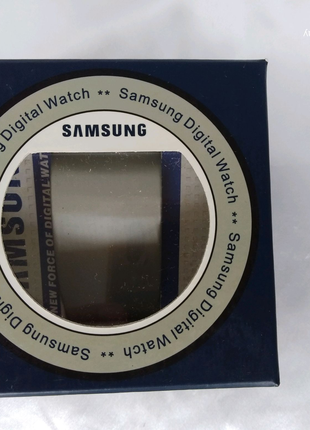 Коробка для часов Samsung,новая Размер : 90 x 90 x 80мм